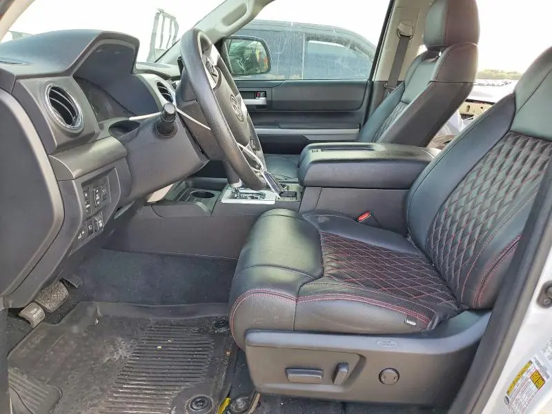 2021 TOYOTA TUNDRA SR5  