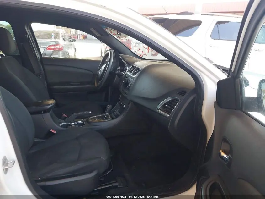 2012 DODGE AVENGER SE