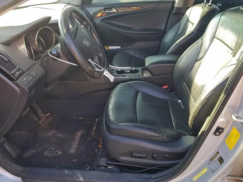 2011 HYUNDAI SONATA SE  