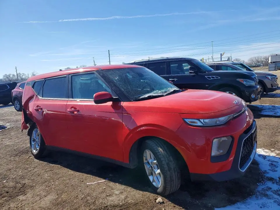 2022 KIA SOUL LX  
