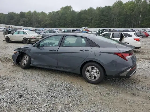 2025 HYUNDAI ELANTRA SE  