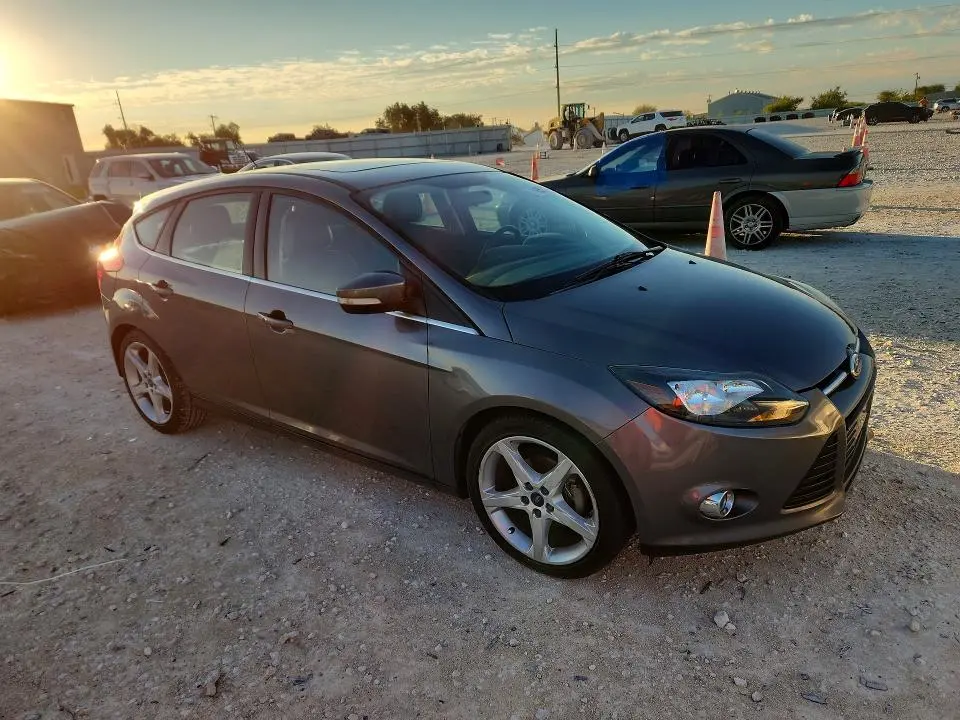 2014 FORD FOCUS TITANIUM  