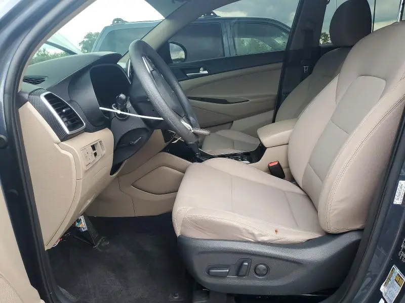 2020 HYUNDAI TUCSON SEL  