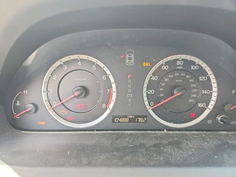 2011 HONDA ACCORD LX  