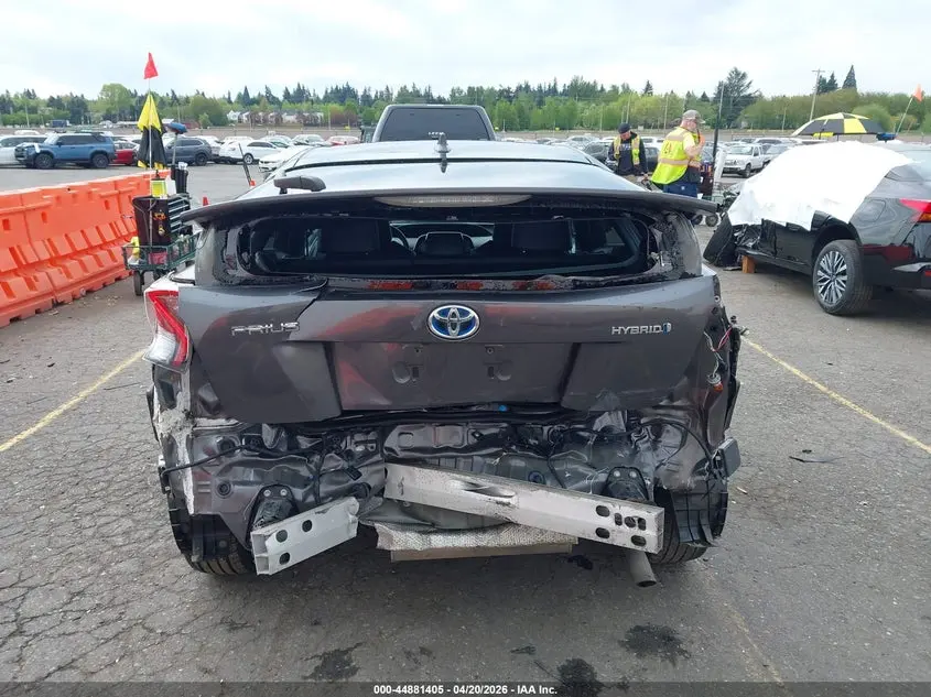 2018 TOYOTA PRIUS FOUR TOURING