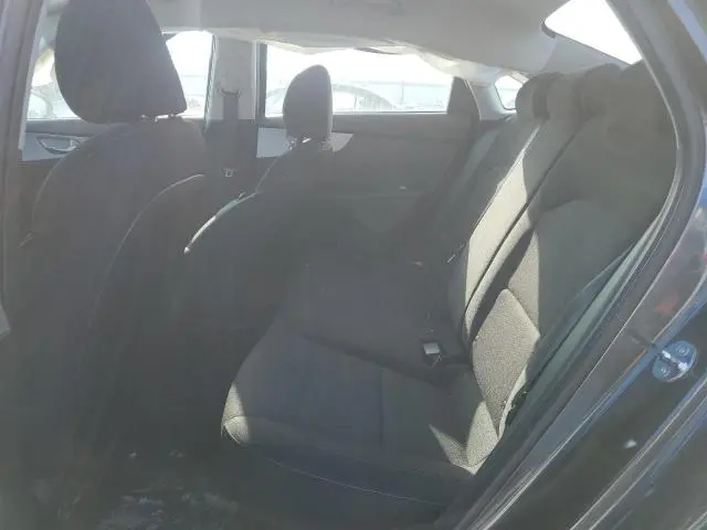 2023 KIA FORTE LX  