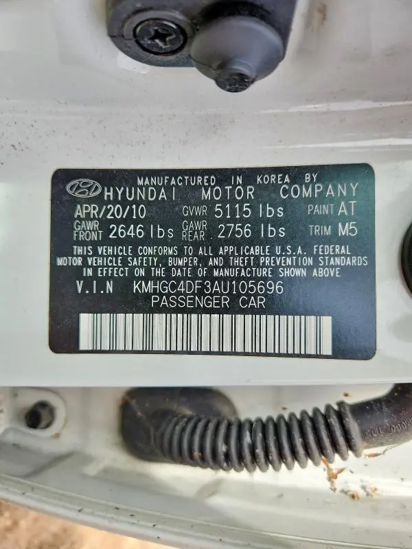 2010 HYUNDAI GENESIS 4.6L  