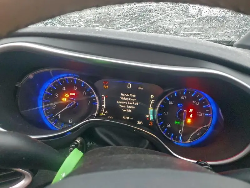 2020 CHRYSLER PACIFICA LIMITED  