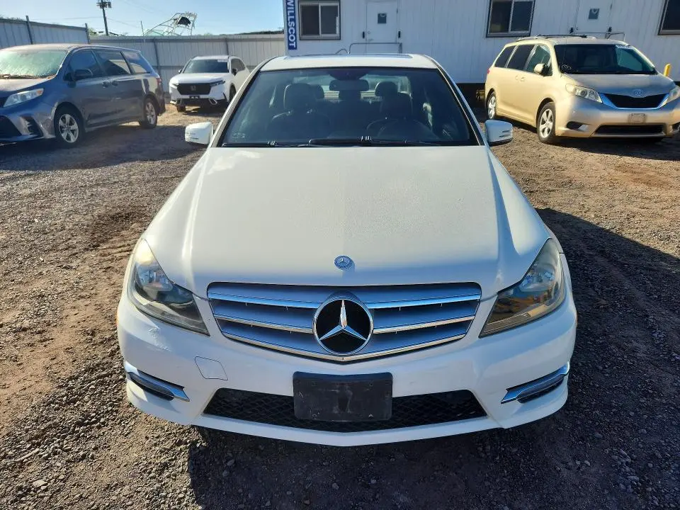 2012 MERCEDES-BENZ C 250  