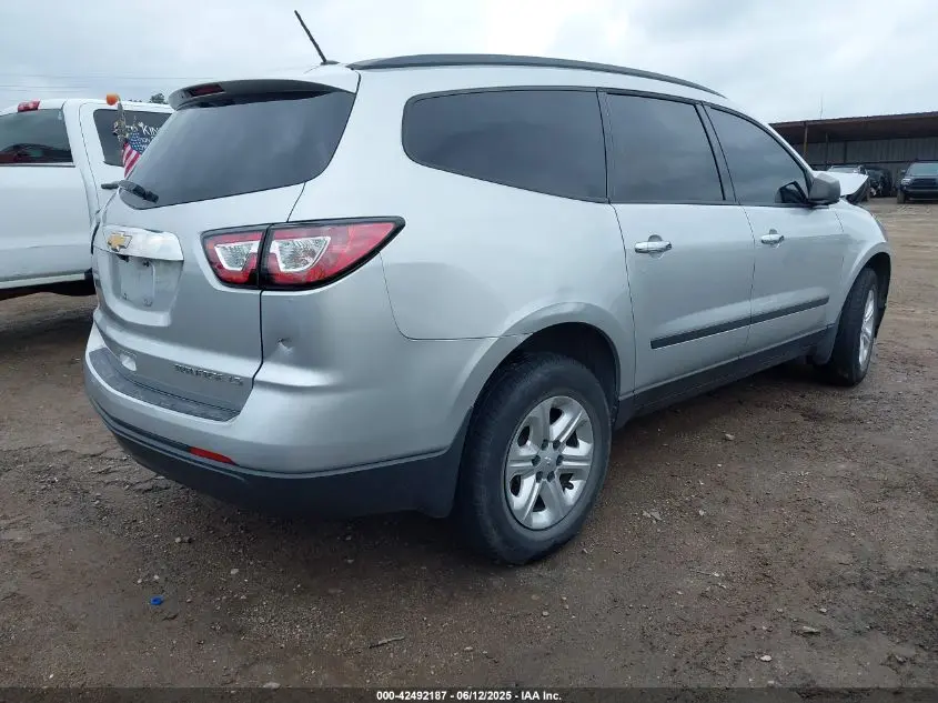2014 CHEVROLET TRAVERSE LS