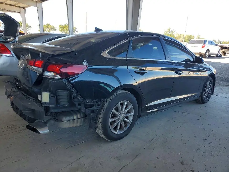 2018 HYUNDAI SONATA SE  