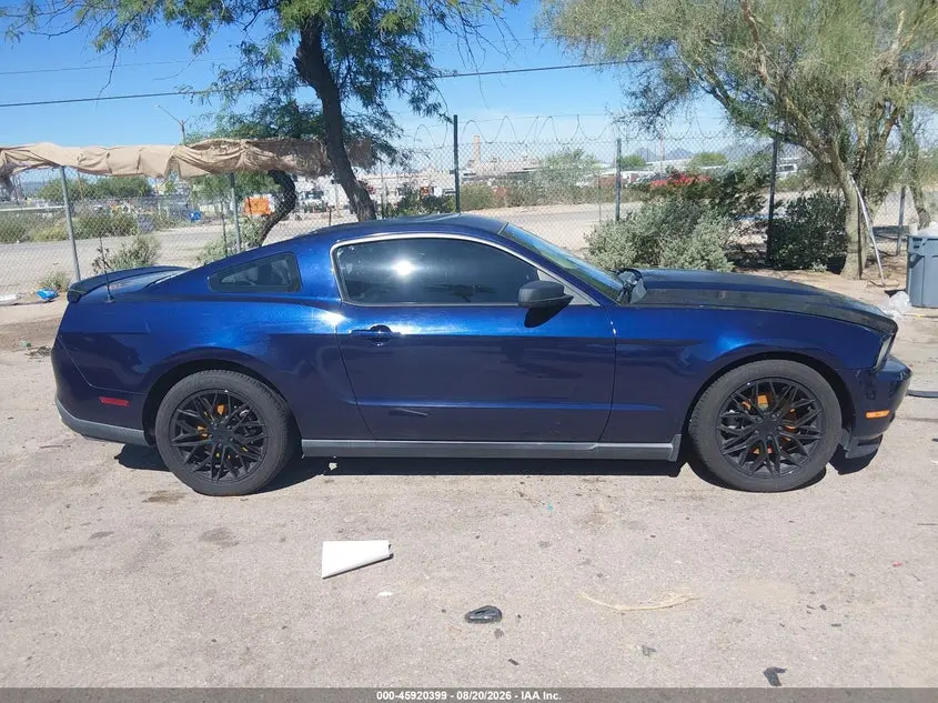 2011 FORD MUSTANG V6
