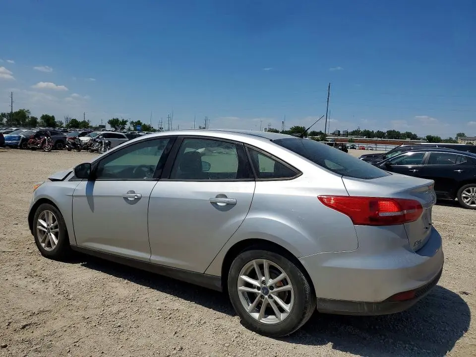 2016 FORD FOCUS SE  