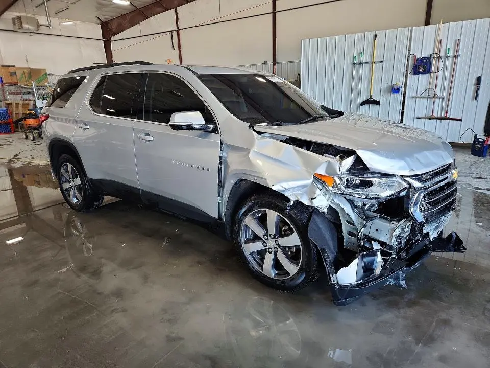 2020 CHEVROLET TRAVERSE LT  