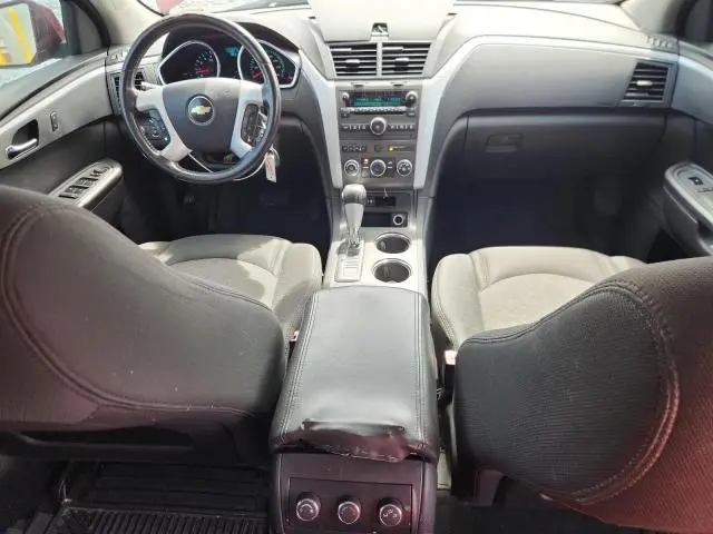 2010 CHEVROLET TRAVERSE LT  