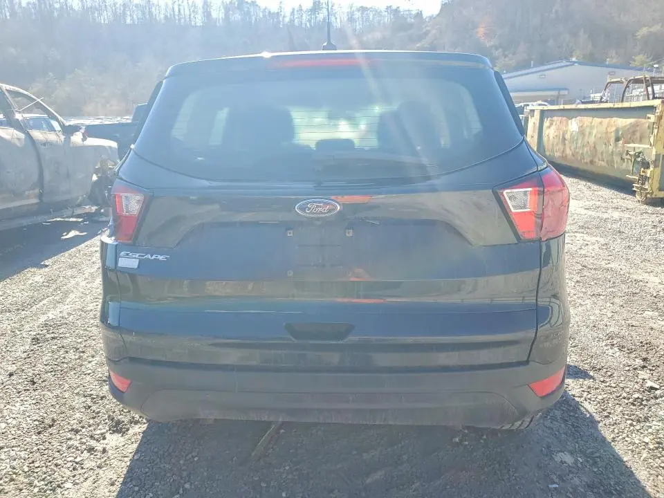 2019 FORD ESCAPE S  
