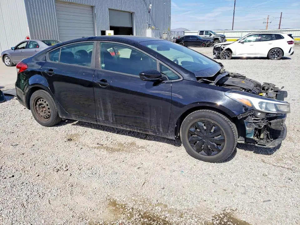 2018 KIA FORTE LX  