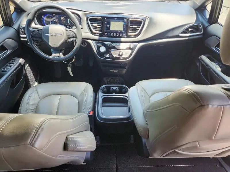 2019 CHRYSLER PACIFICA TOURING PLUS  