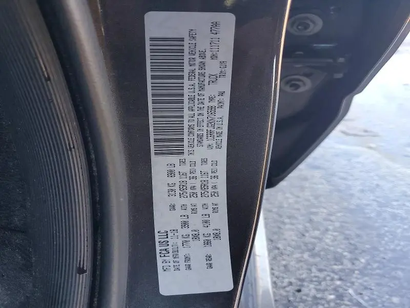 2019 RAM 1500 LARAMIE  