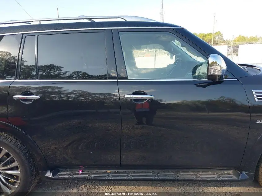 2019 INFINITI QX80 LUXE