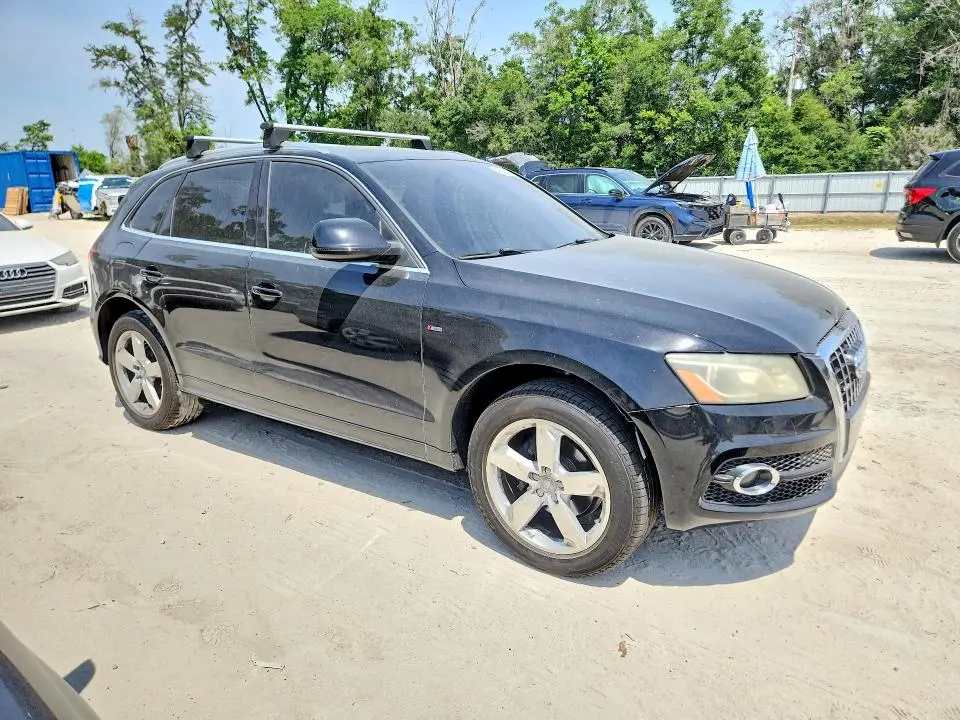 2011 AUDI Q5 PREMIUM PLUS  