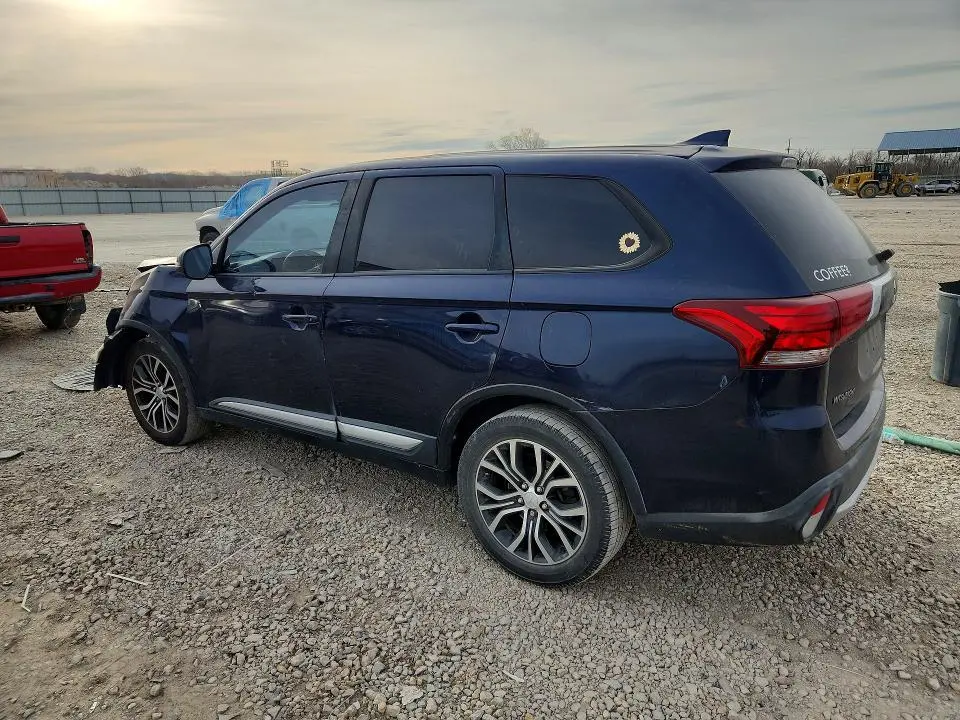 2017 MITSUBISHI OUTLANDER SE  