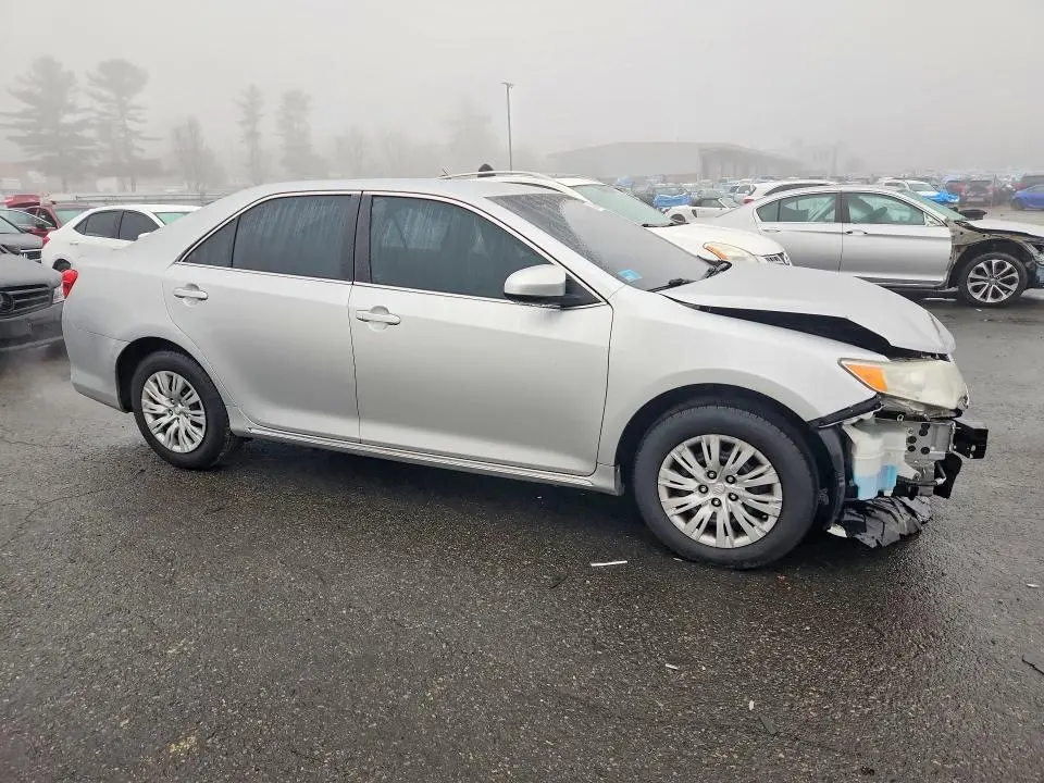 2013 TOYOTA CAMRY LE  