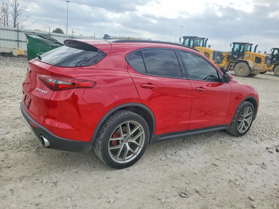 2018 ALFA ROMEO STELVIO SPORT  