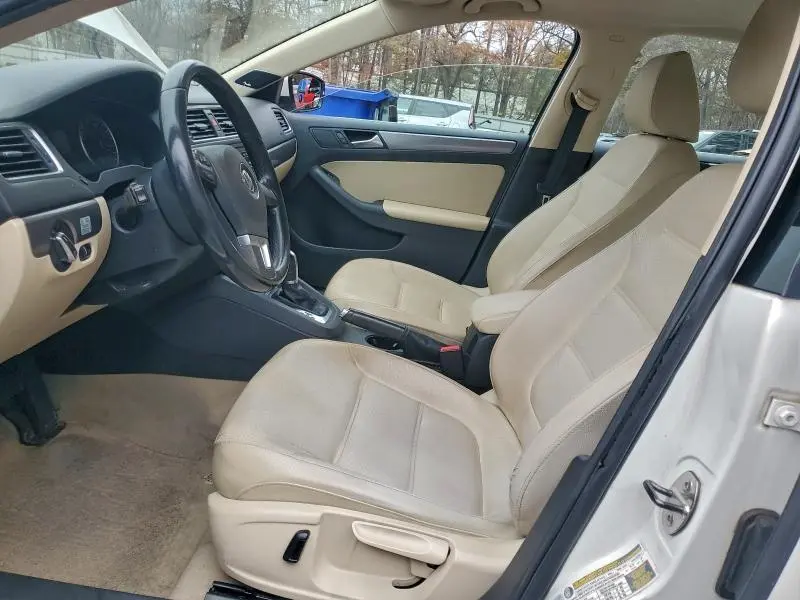 2013 VOLKSWAGEN JETTA TDI  