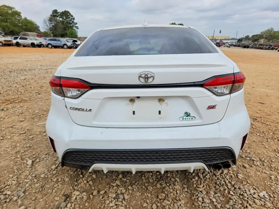 2020 TOYOTA COROLLA SE  