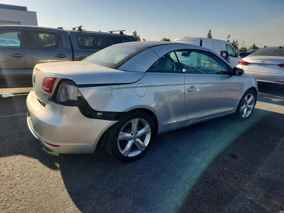 2012 VOLKSWAGEN EOS LUX  