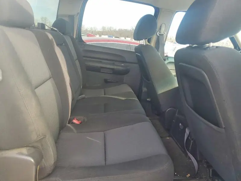 2011 GMC SIERRA K2500 SLE  