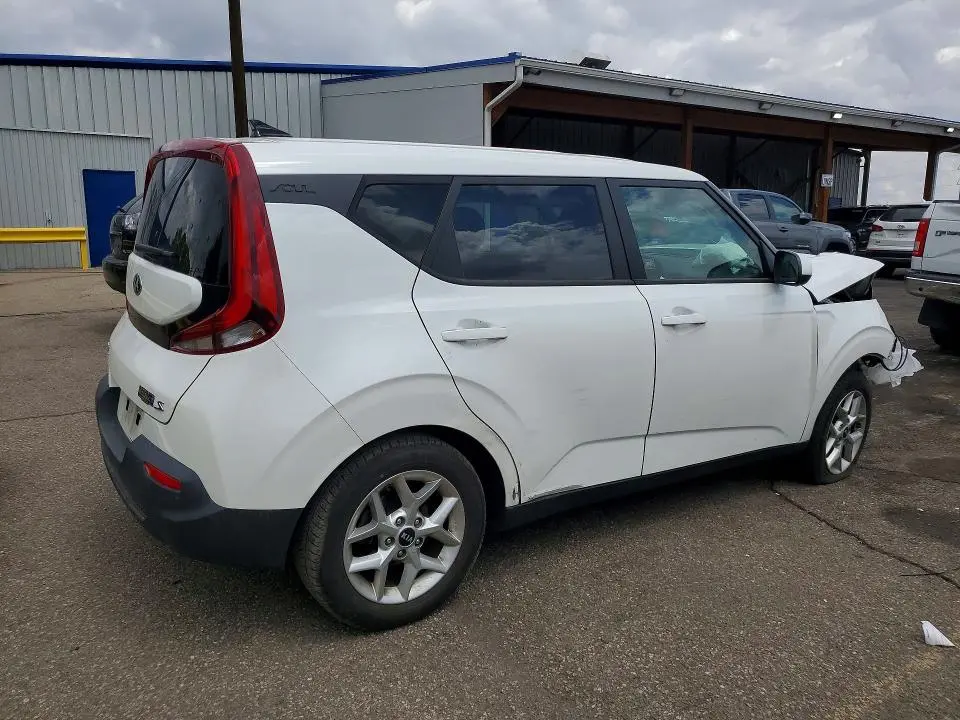 2021 KIA SOUL S  