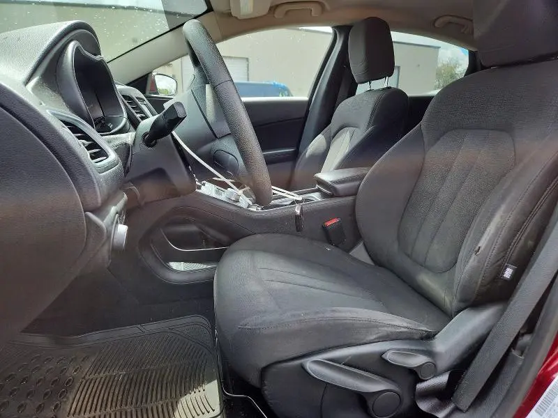 2015 CHRYSLER 200 LX  