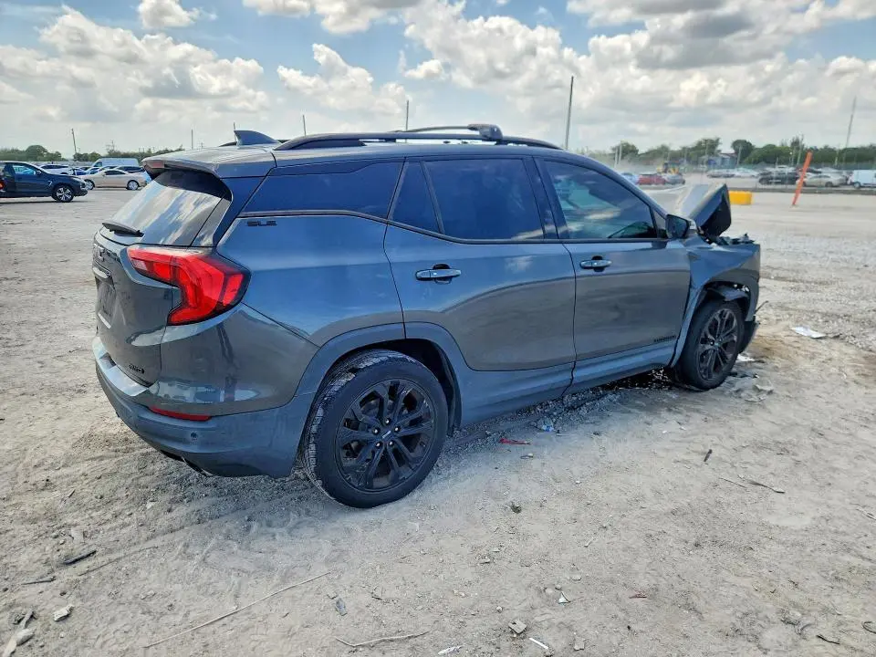 2019 GMC TERRAIN SLE  