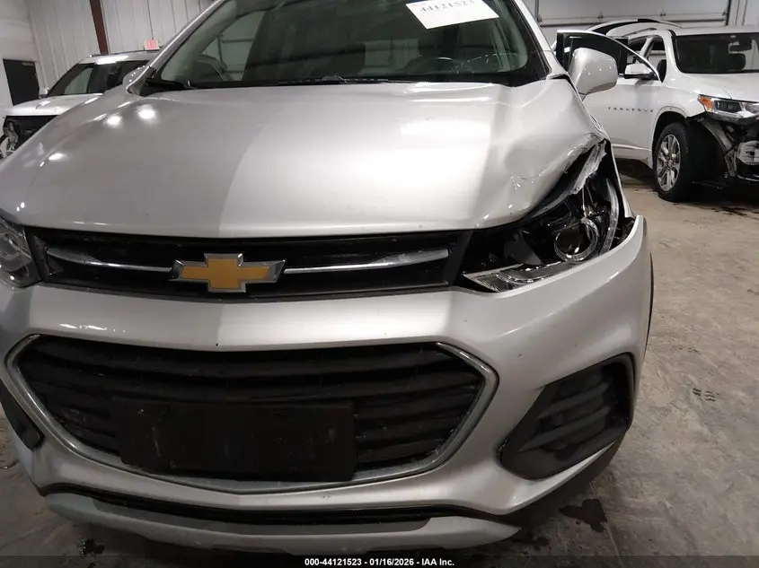 2017 CHEVROLET TRAX LT