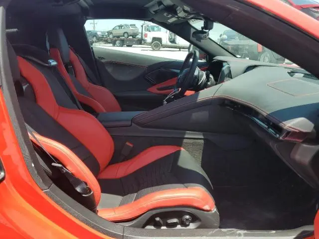 2025 CHEVROLET CORVETTE STINGRAY 2LT  