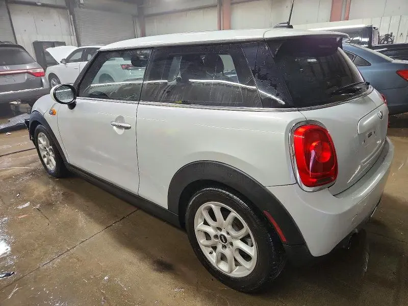 2015 MINI COOPER   