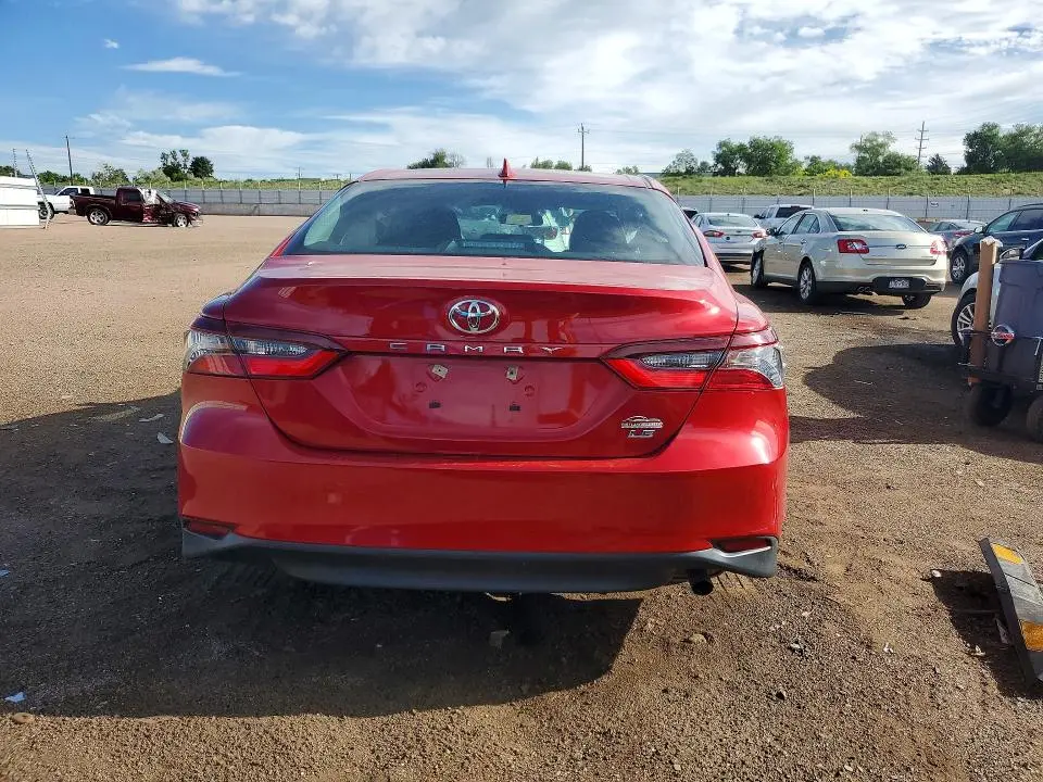 2024 TOYOTA CAMRY LE  