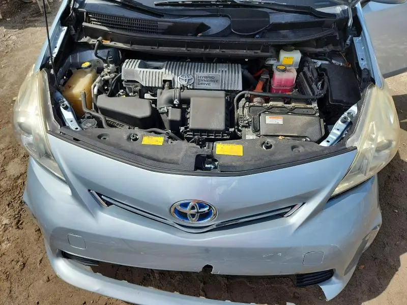 2014 TOYOTA PRIUS V TWO  