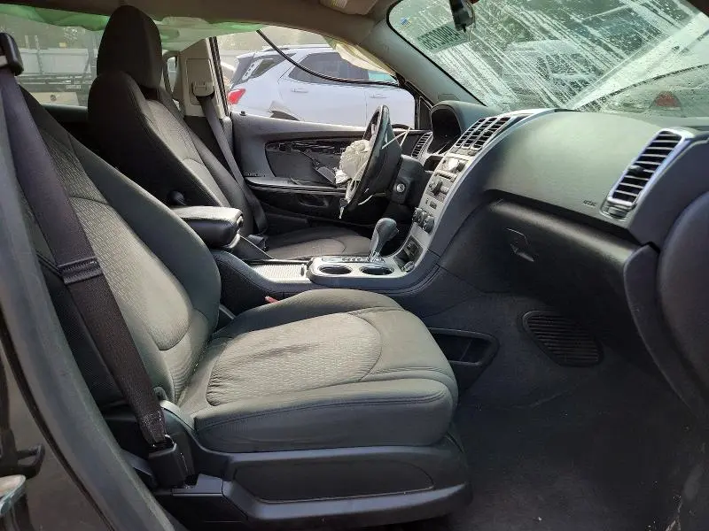 2012 GMC ACADIA SLE  