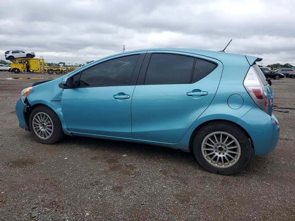 2013 TOYOTA PRIUS C ONE  