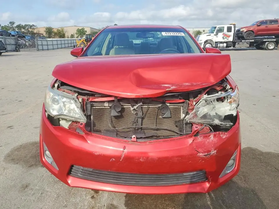 2012 TOYOTA CAMRY XLE  