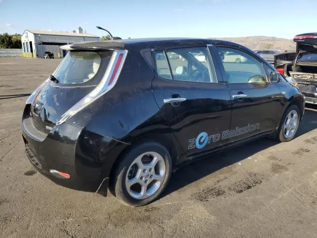 2012 NISSAN LEAF SV  