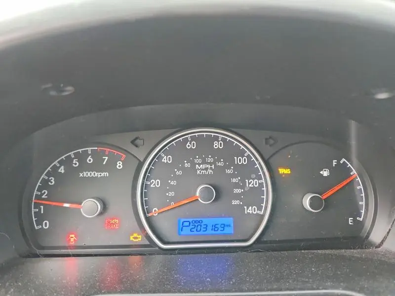 2010 HYUNDAI ELANTRA GLS  