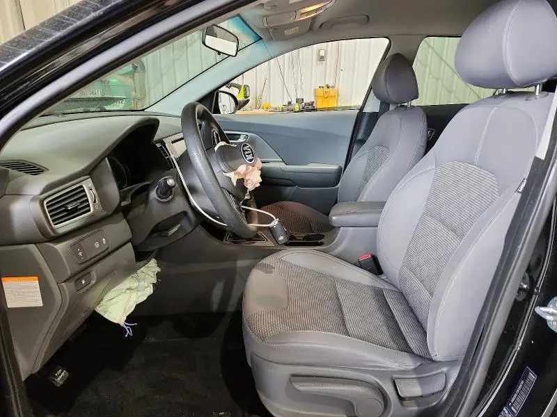 2019 KIA NIRO LX  