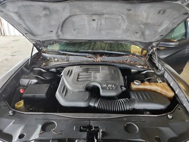 2013 DODGE CHARGER SE  