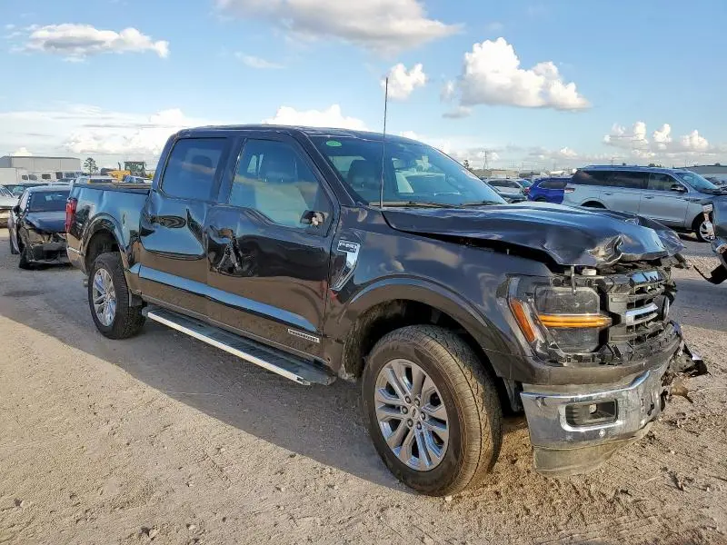 2024 FORD F150 XLT  