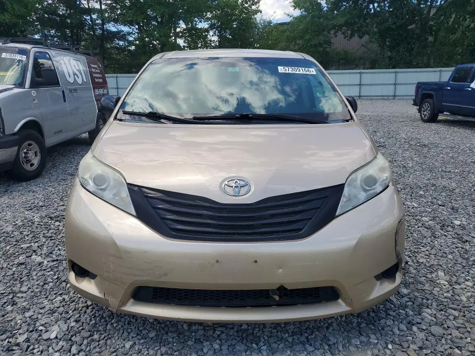 2014 TOYOTA SIENNA L 7-PASSENGER  