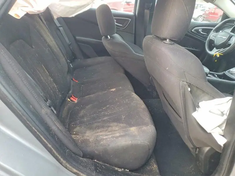 2015 CHRYSLER 200 LX  